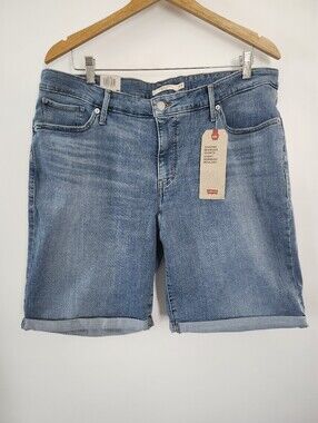 LEVI'S Women's Plus Size 20W Shaping Bermuda Shorts Mid Blue Washed NWT